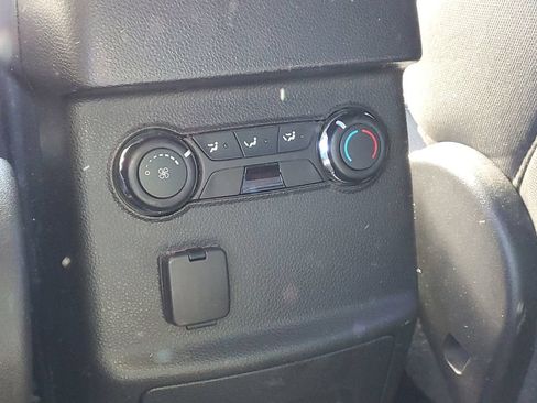 Used 2014 Ford Explorer XLT AWD/4WD image 12