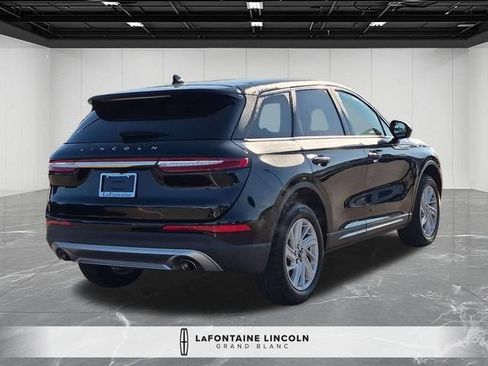 Used 2023 Lincoln Corsair FWD image 5