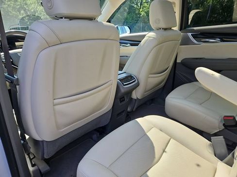Certified 2023 Cadillac XT6 Premium Luxury w/ Technology Package AWD/4WD image 28
