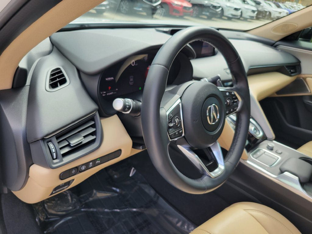 Used 2025 Acura TLX w/ Technology Package FWD image 14