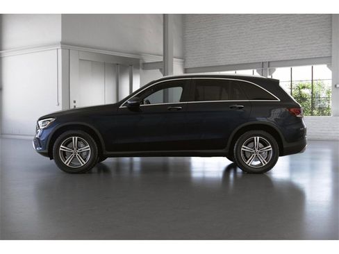 Certified 2022 Mercedes-Benz GLC 300 4MATIC image 35