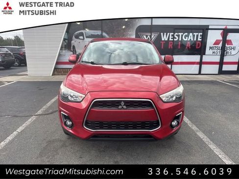Used 2015 Mitsubishi Outlander Sport ES image 2