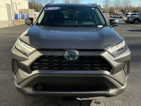 Used 2024 Toyota RAV4 LE image 9