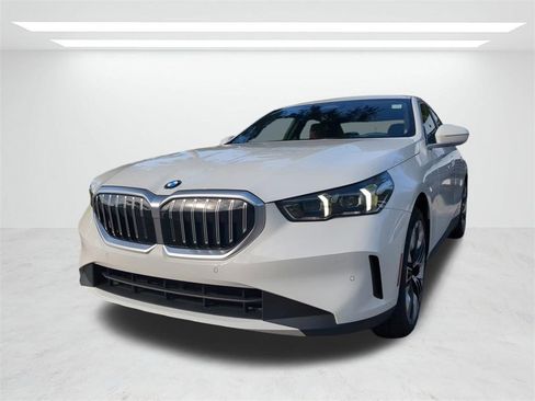 New 2026 BMW 530i 530i w/ Premium Package image 8