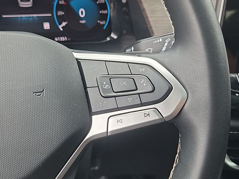 Certified 2024 Volkswagen Atlas SEL AWD/4WD image 23