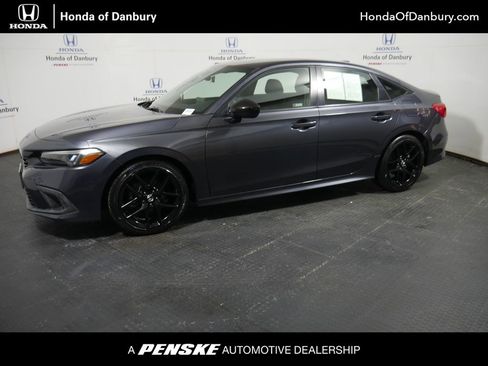 Used 2022 Honda Civic Sport image 1