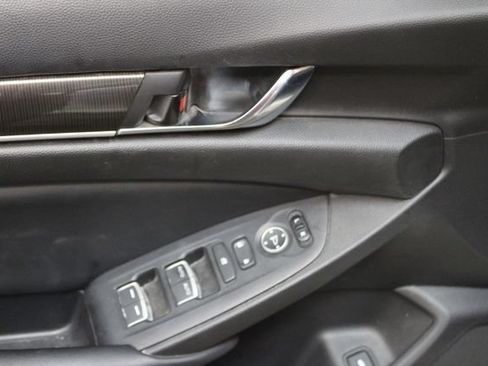 Used 2022 Honda Accord Sport image 15