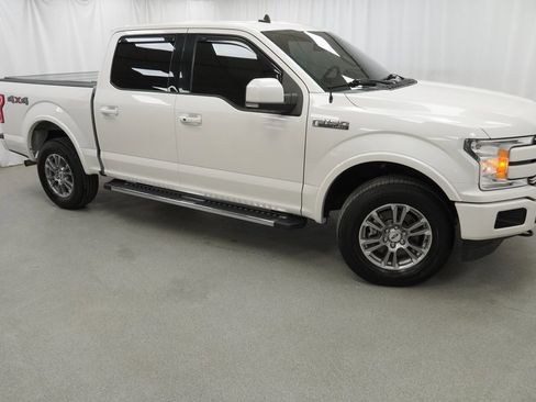 Used 2019 Ford F150 Lariat w/ Trailer Tow Package image 10