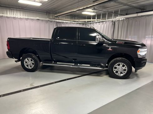 Used 2024 RAM 2500 Laramie AWD/4WD image 8