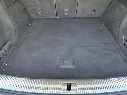 Used 2021 Audi SQ5 Premium Plus w/ Premium Plus Package image 33