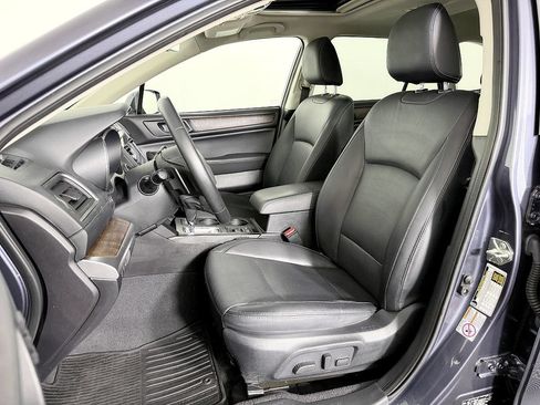 Used 2017 Subaru Outback 3.6R Limited AWD/4WD image 36