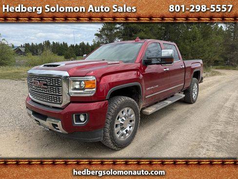 Used 2019 GMC Sierra 2500 Denali w/ Duramax Plus Package AWD/4WD image 1