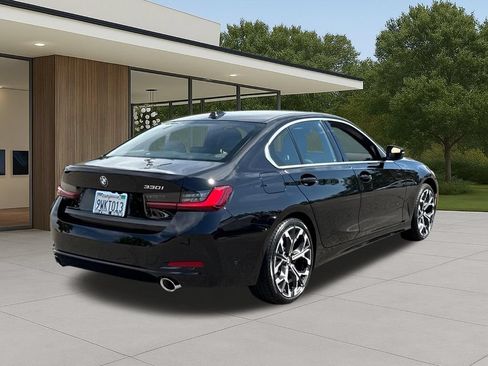 Used 2026 BMW 330i Sedan w/ Parking Assistance Package RWD image 8