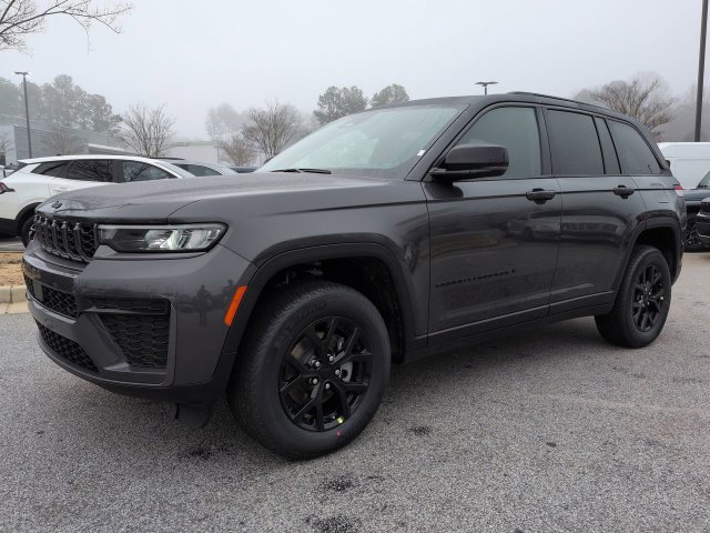 New 2026 Jeep Grand Cherokee Altitude RWD image 7