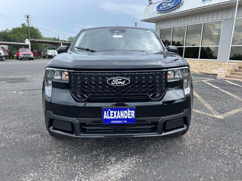 Used 2025 Ford Maverick XLT w/ Black Appearance Package AWD/4WD image 3