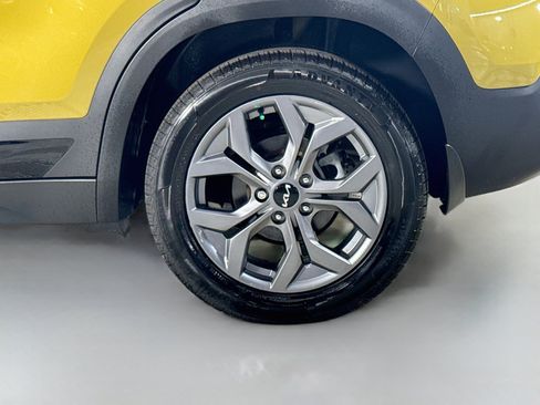Used 2024 Kia Seltos S FWD image 37