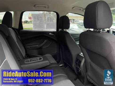 Used 2014 Ford Escape SE w/ Equipment Group 201A FWD image 16