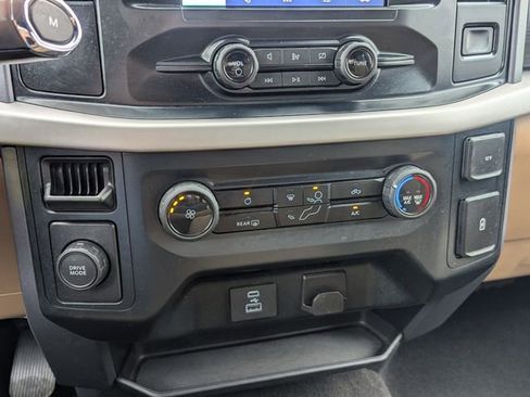 Used 2023 Ford F150 XLT image 8
