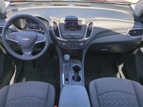 Used 2024 Chevrolet Equinox LT w/ LPO, Floor Liner Package FWD image 17