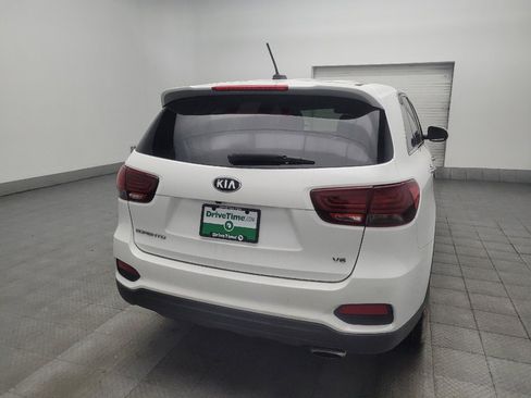 Used 2019 Kia Sorento FWD V6 image 7