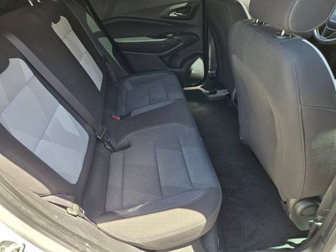 Used 2024 Chevrolet Trax LS w/ LS Convenience Package FWD image 15
