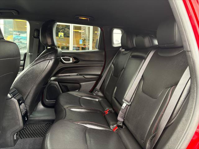 Certified 2025 Jeep Compass Trailhawk w/ Trailhawk Elite Group AWD/4WD image 10