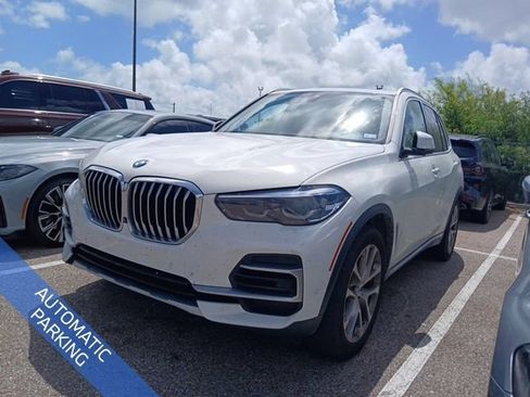 Used 2022 BMW X5 sDrive40i w/ Luxury Seating Package RWD image 4