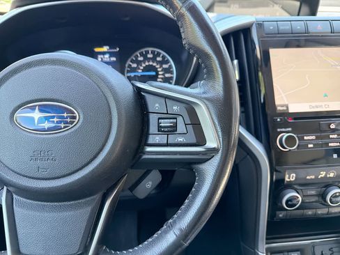 Used 2019 Subaru Ascent Limited AWD/4WD image 31