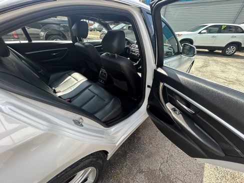Used 2017 BMW 330i xDrive Sedan AWD/4WD image 8