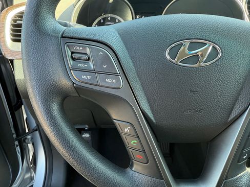 Used 2018 Hyundai Santa Fe Sport image 21
