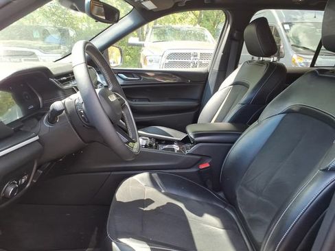 Certified 2023 Jeep Grand Cherokee Altitude AWD/4WD image 22
