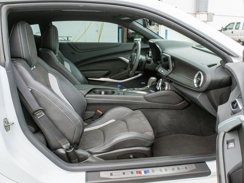 Used 2023 Chevrolet Camaro SS image 33