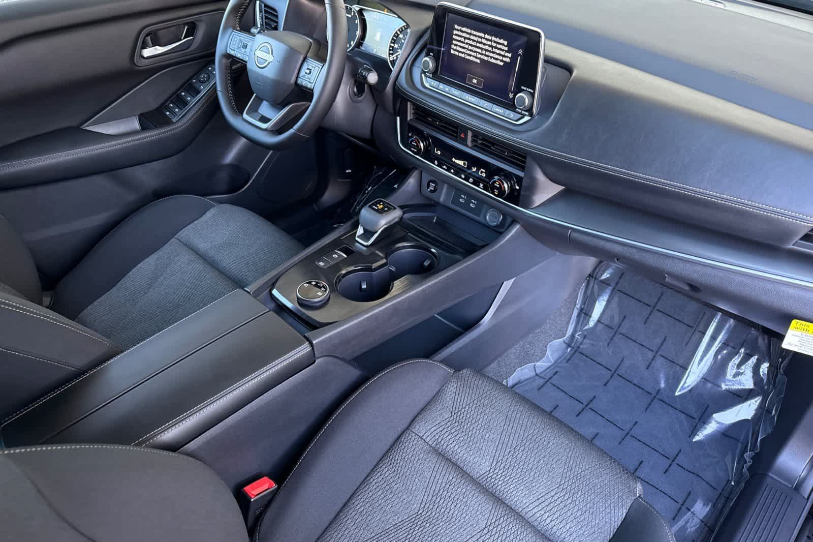 New 2026 Nissan Rogue SV AWD/4WD image 16