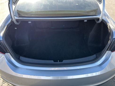 Used 2022 Chevrolet Malibu LT image 39