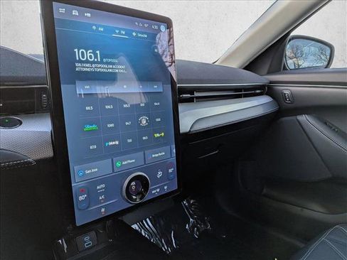 Used 2023 Ford Mustang Mach-E Select image 13