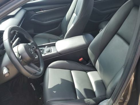 Used 2023 MAZDA MAZDA3 s FWD image 17