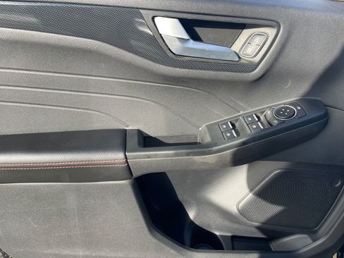 Used 2025 Ford Escape ST-Line Select image 10