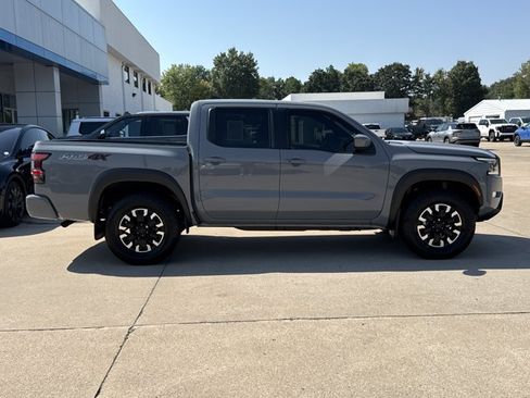 Used 2024 Nissan Frontier PRO-4X w/ Off-Road Protection Package AWD/4WD image 2