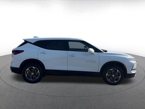 Used 2025 Chevrolet Blazer LT image 16