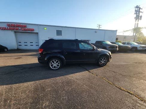 Used 2011 Dodge Journey SXT w/ Trailer Tow Prep Group FWD image 16