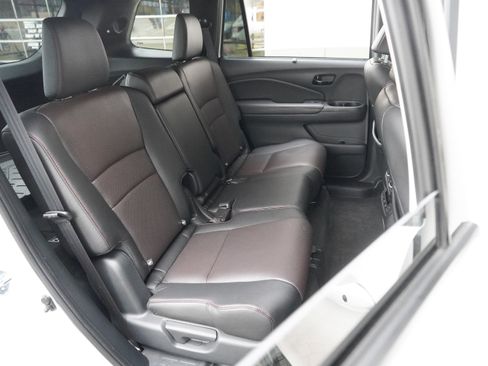 Used 2024 Honda Passport Black Edition image 38