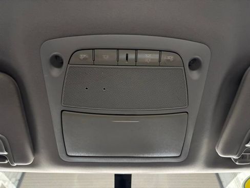 Used 2018 Nissan Murano S image 24