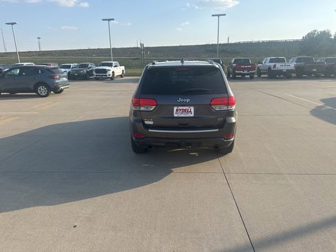 Used 2015 Jeep Grand Cherokee Overland w/ Advanced Technology Group image 13