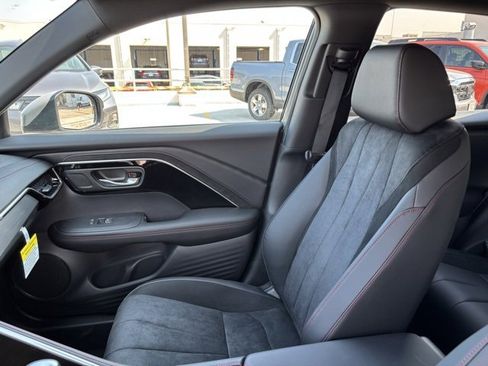 New 2025 Acura ADX A-Spec image 11