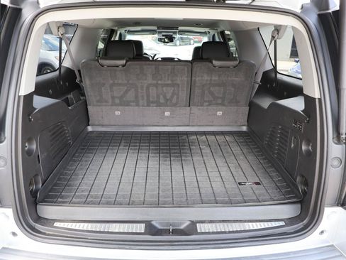 Used 2016 GMC Yukon XL SLT w/ Premium Edition RWD image 6