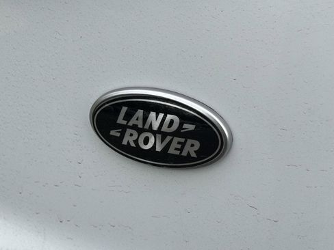 Used 2023 Land Rover Range Rover SE image 10