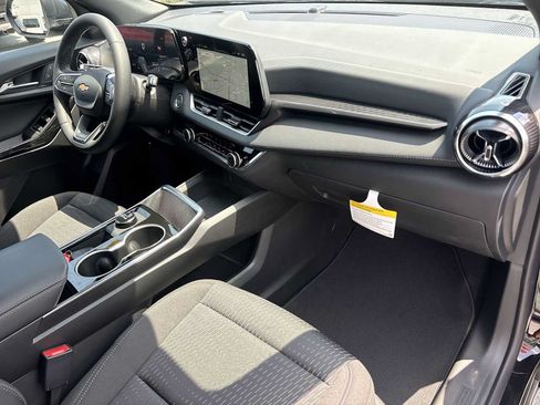 New 2026 Chevrolet Equinox LT AWD/4WD image 28