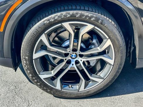 Used 2023 BMW X5 xDrive40i w/ Parking Assistance Package AWD/4WD image 11