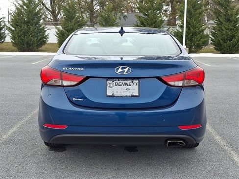 Used 2015 Hyundai Elantra Sport image 5