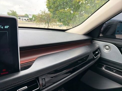 Used 2022 Lincoln Aviator Reserve w/ Equipment Group 201A AWD/4WD image 14